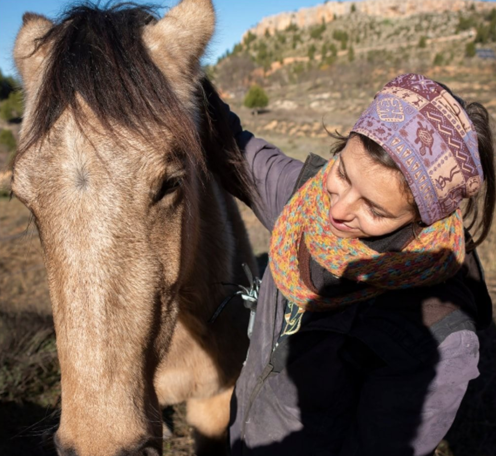 Adeline and her horse Gezi (Adeline Hallot photo)